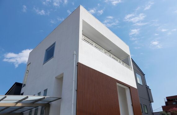 外壁・屋根のリフォームで建物をしっかり保護します | 千葉での塗装作業を通してお客様の暮らしを支えるニコー建装